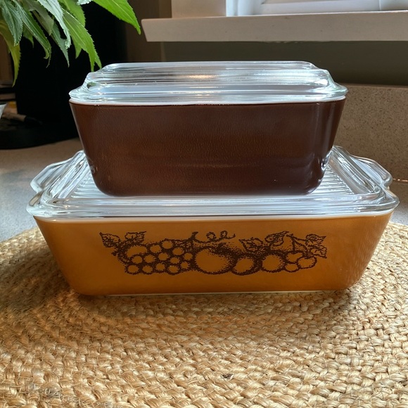 Pyrex Other - Vintage Pyrex Old Orchard Refrigerator Set